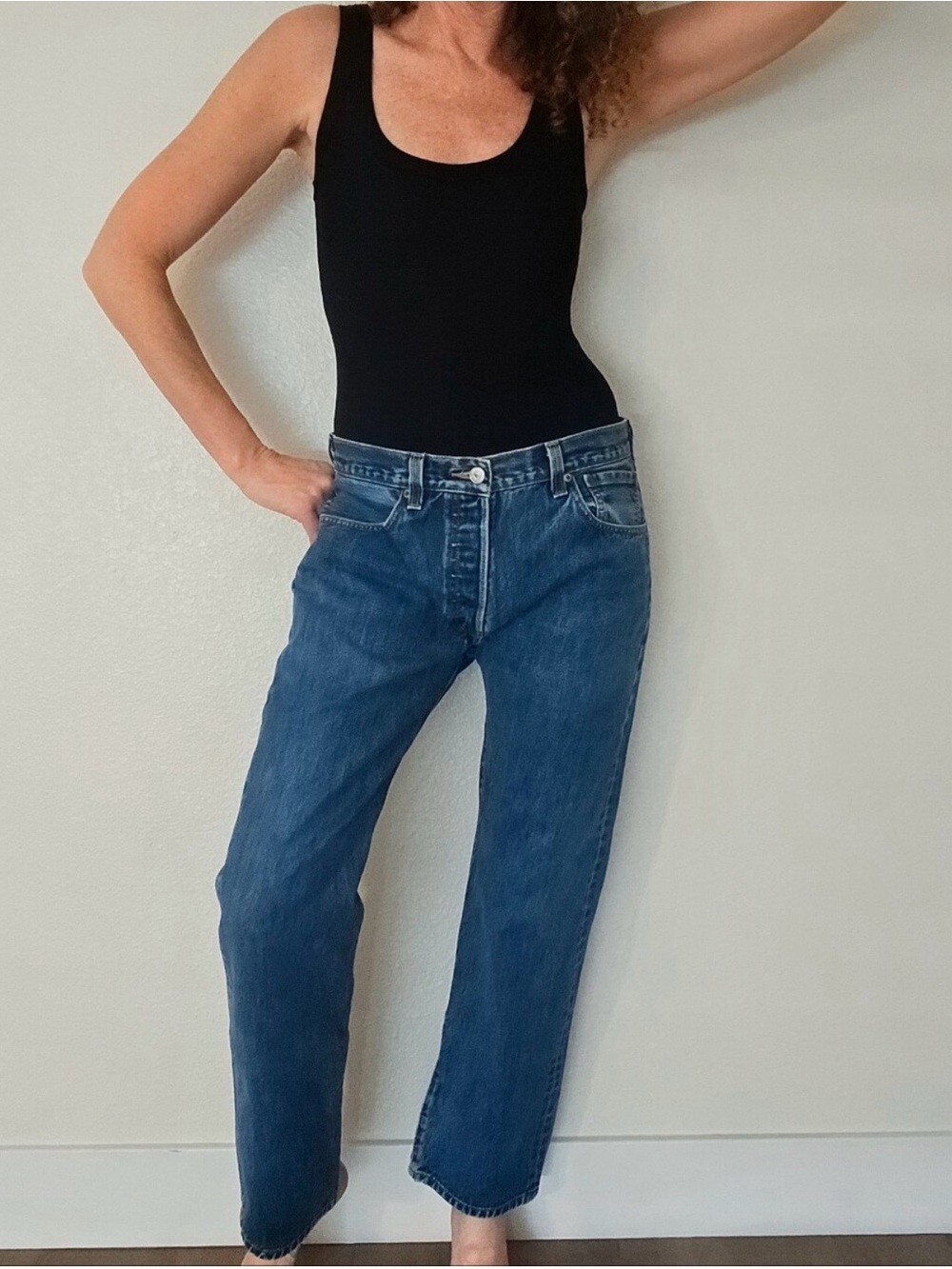 Vintage/Y2K Levi’s 501 Button Fly Straight-Leg Naturally Distressed Jeans - Picture 2 of 16